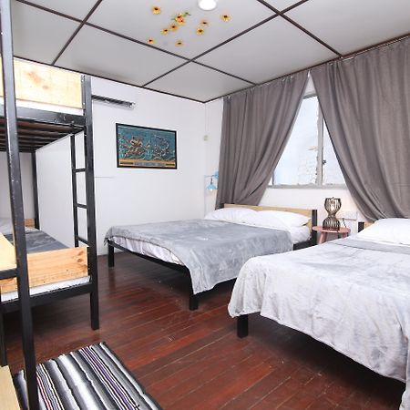 สปอต ออน 90141 ทรีเฮาส์ เบด แอนด์ เบรคฟาสต์ Hotel กูชิง ภายนอก รูปภาพ