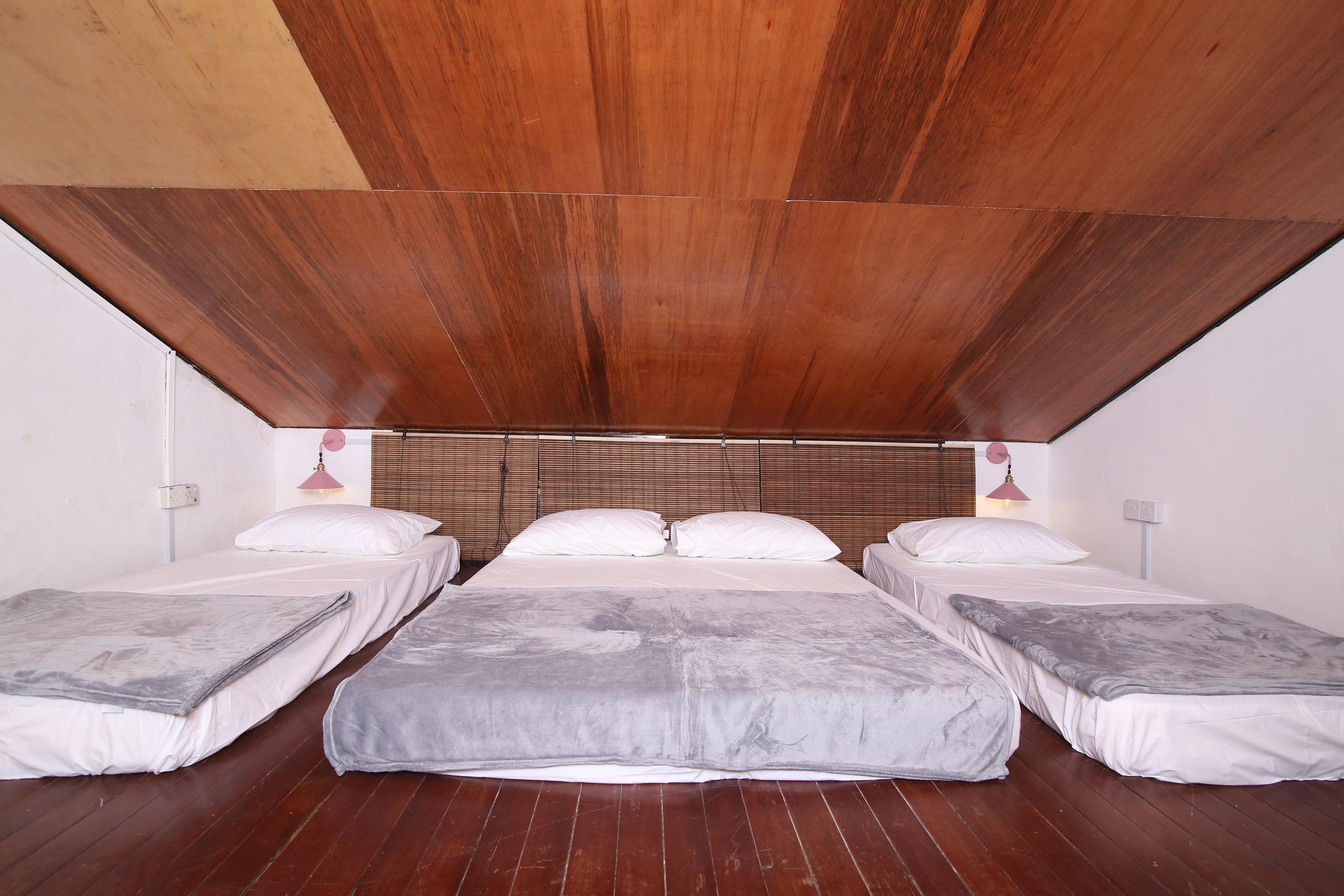 สปอต ออน 90141 ทรีเฮาส์ เบด แอนด์ เบรคฟาสต์ Hotel กูชิง ภายนอก รูปภาพ