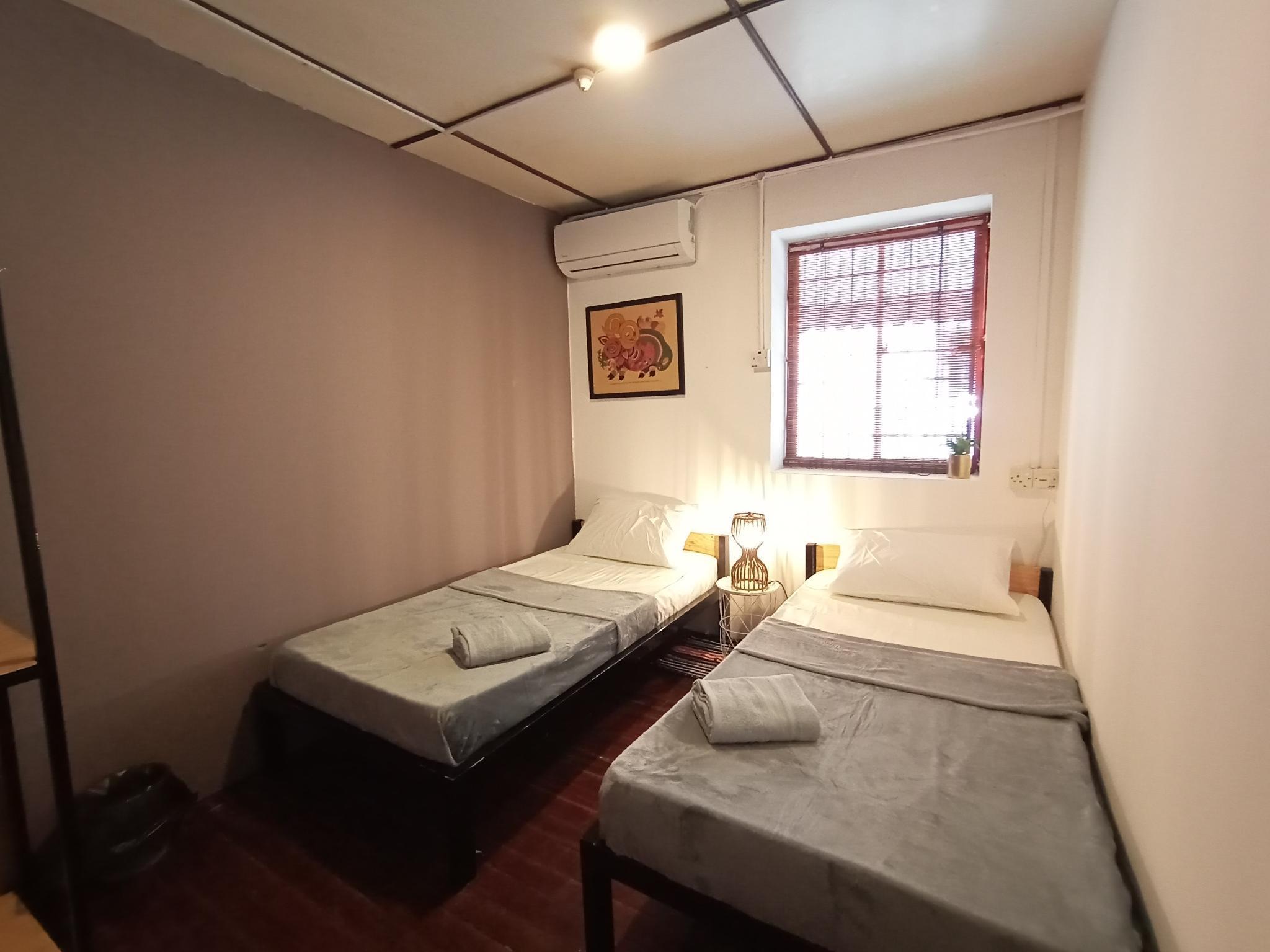 สปอต ออน 90141 ทรีเฮาส์ เบด แอนด์ เบรคฟาสต์ Hotel กูชิง ภายนอก รูปภาพ