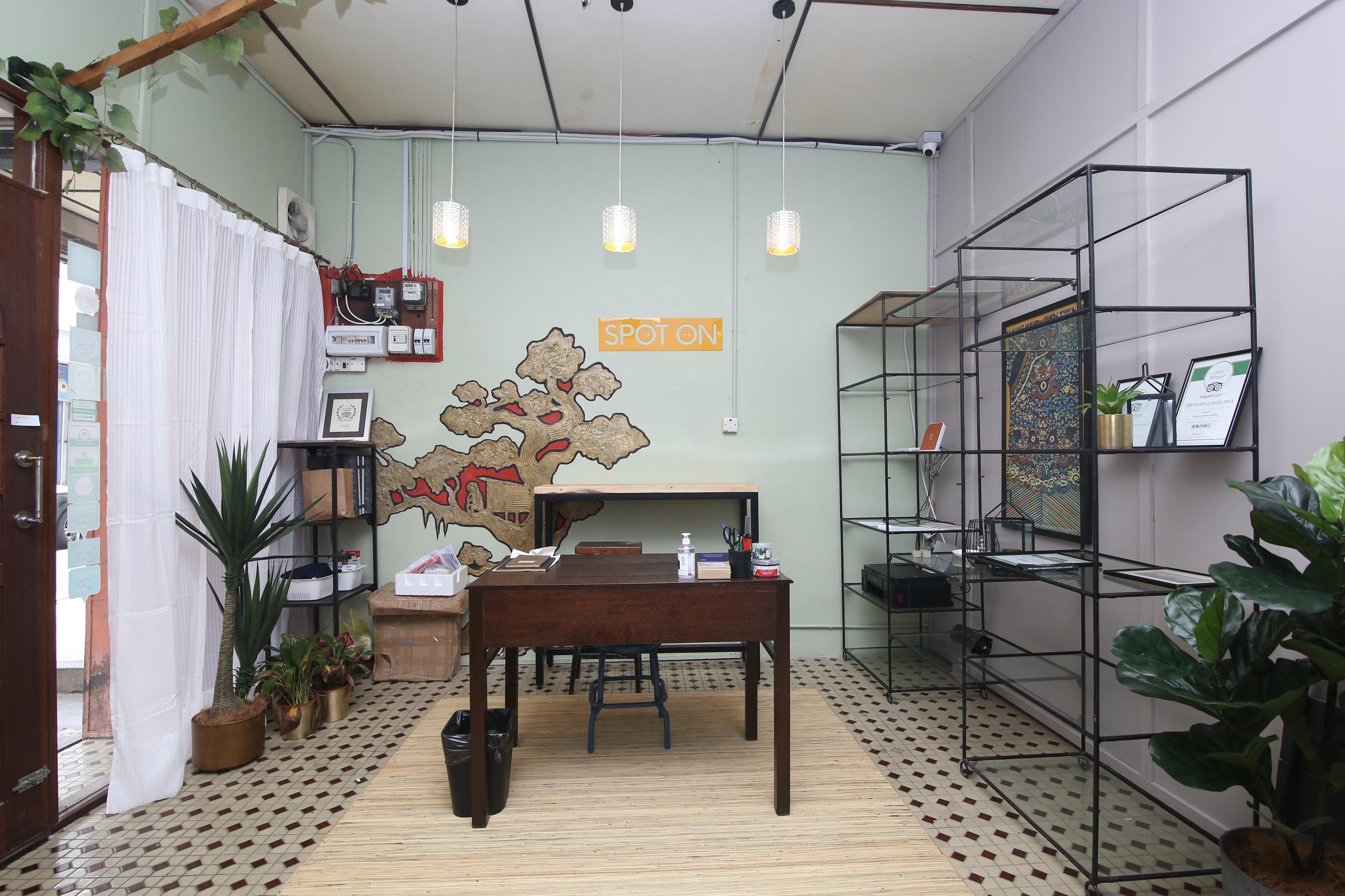 สปอต ออน 90141 ทรีเฮาส์ เบด แอนด์ เบรคฟาสต์ Hotel กูชิง ภายนอก รูปภาพ